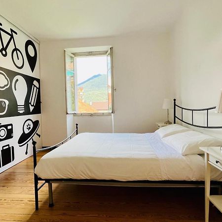 Antica Casa Storica Con Giardino Lejlighed Domodossola Eksteriør billede